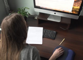 Pandemia przyspieszyła wprowadzanie elektronicznego podpisu w firmach i instytucjach. Także coraz więcej konsumentów chce z niego korzystać