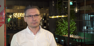 Polscy naukowcy szukają nowych zastosowań światłowodów. Skonstruowali już unikatowy w skali świata sejsmograf rotacyjny i pracują nad liniami odpornymi na podsłuchy
